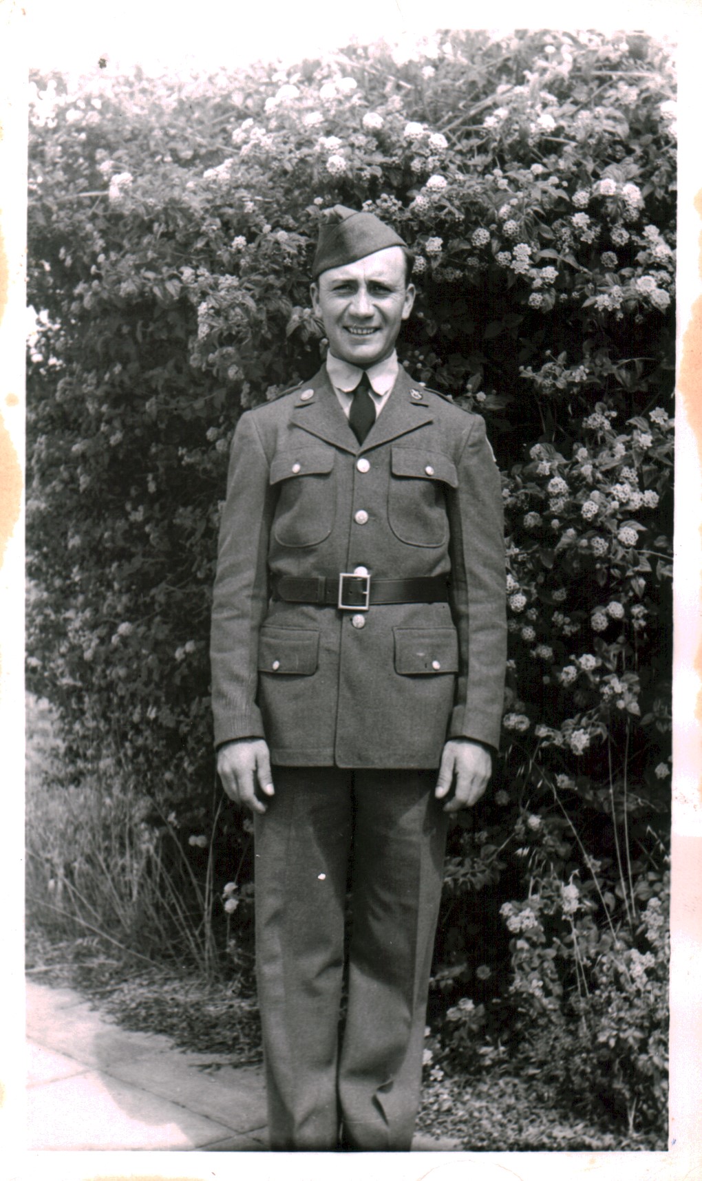 Earl Hemmert in Army uniform